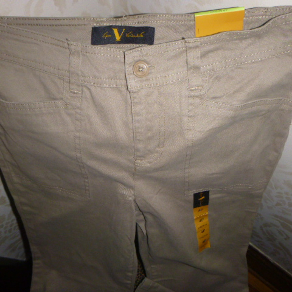 Gloria Vanderbilt Stretch Khaki pants